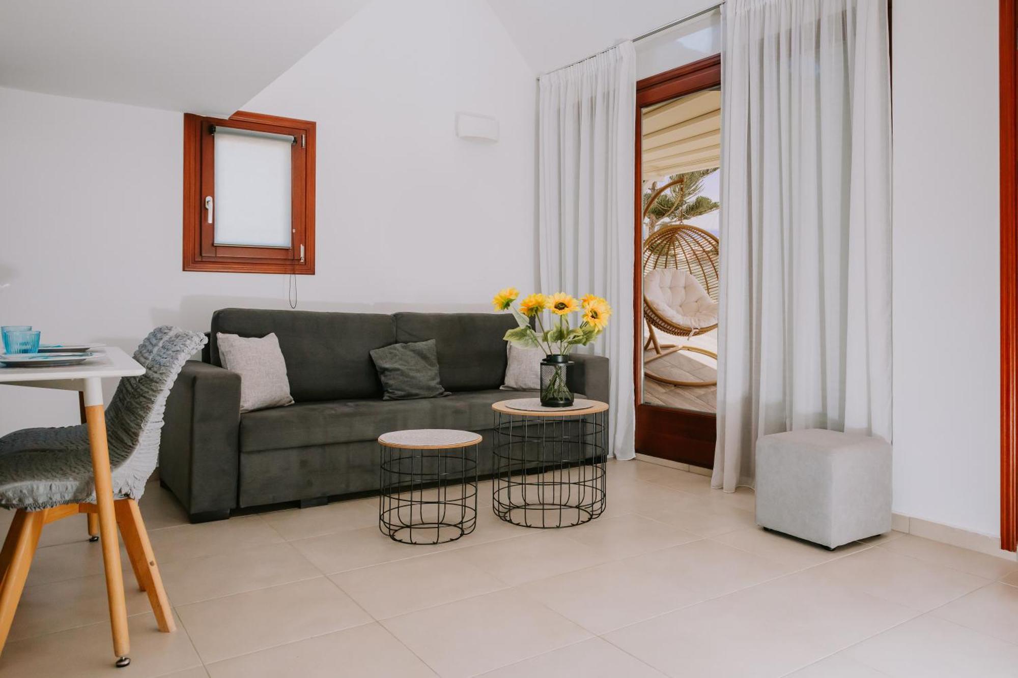 Sun Stories Suites Vóthon Dış mekan fotoğraf