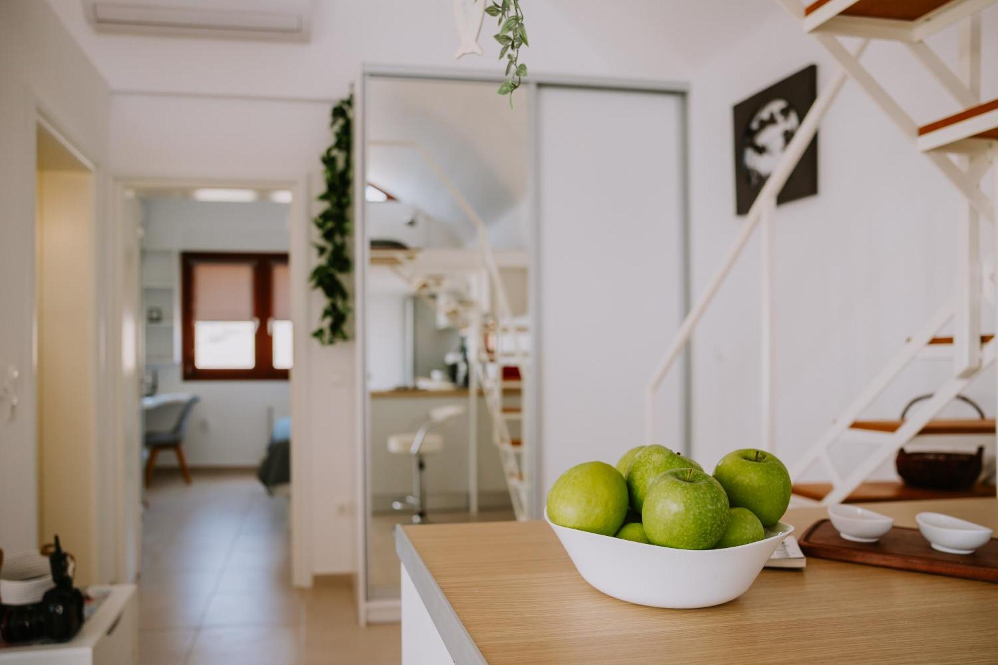 Sun Stories Suites Vóthon Dış mekan fotoğraf